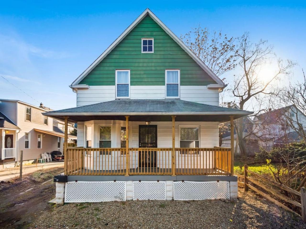 Large Renovated 4 Bedroom Home 9 Min To Downtown Cle Cleveland Ngoại thất bức ảnh